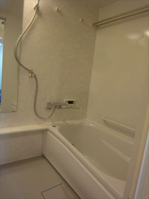 建具・フローリングを自分好みの色に 建具・フローリングを自分好みの色に